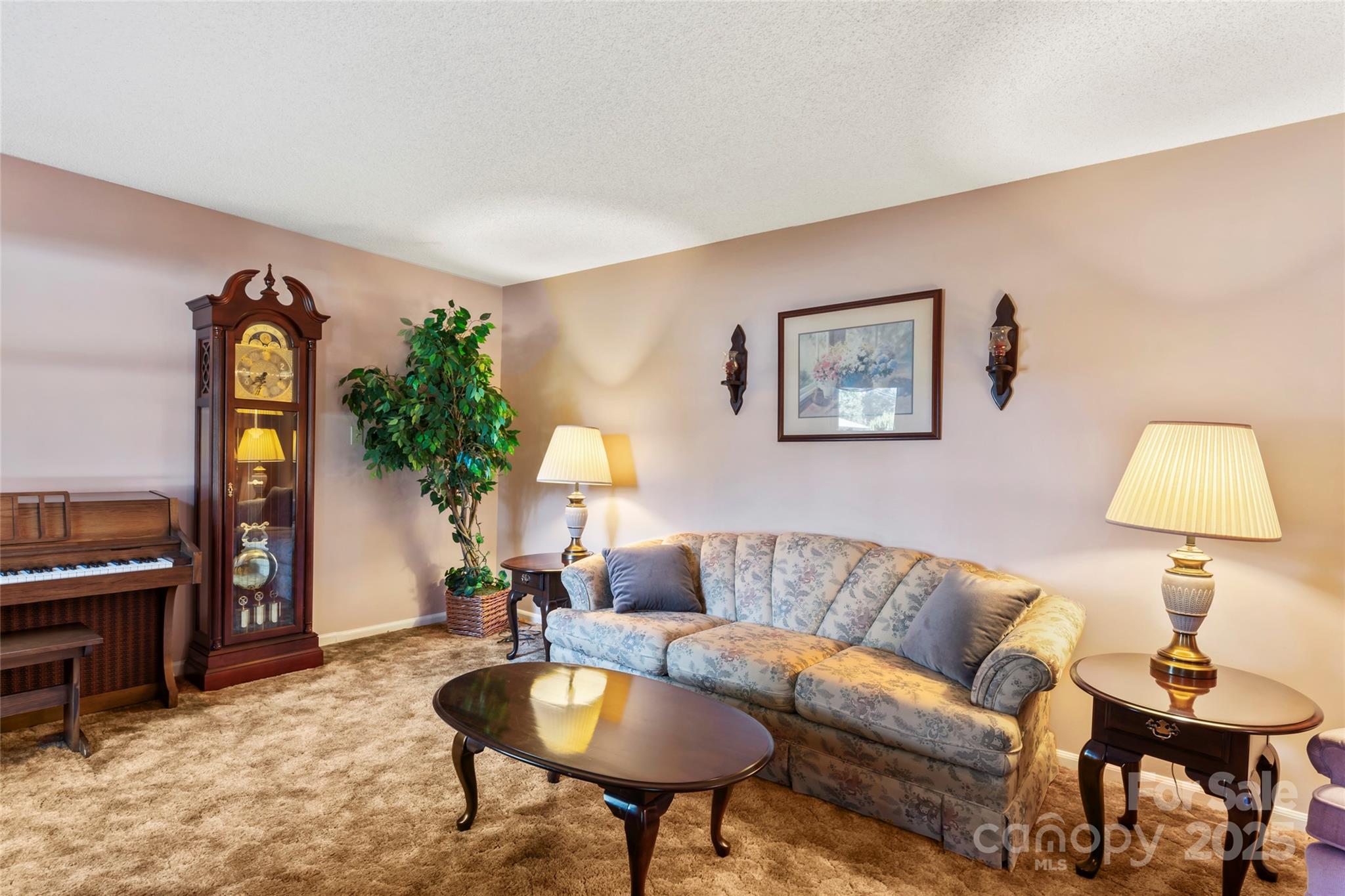 Olde Colony - Residential