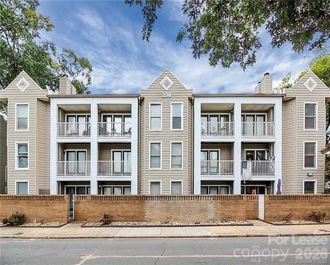 Photo of 230 S Cedar Street #5, Charlotte, NC 28202 (MLS # 4404119)