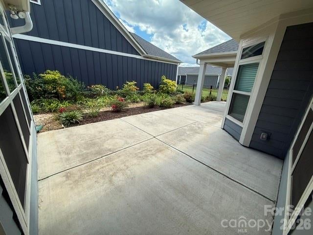 715 Poplar View Drive NW