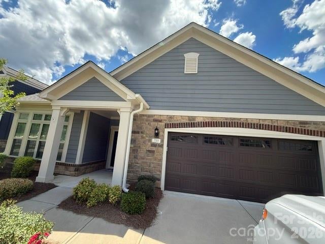 715 Poplar View Drive NW