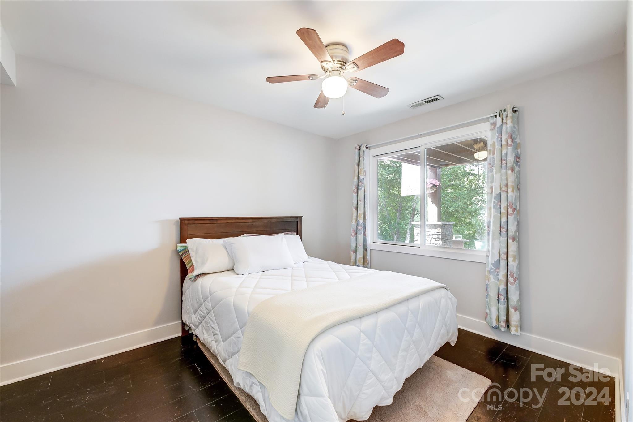 Tega Cay - Residential