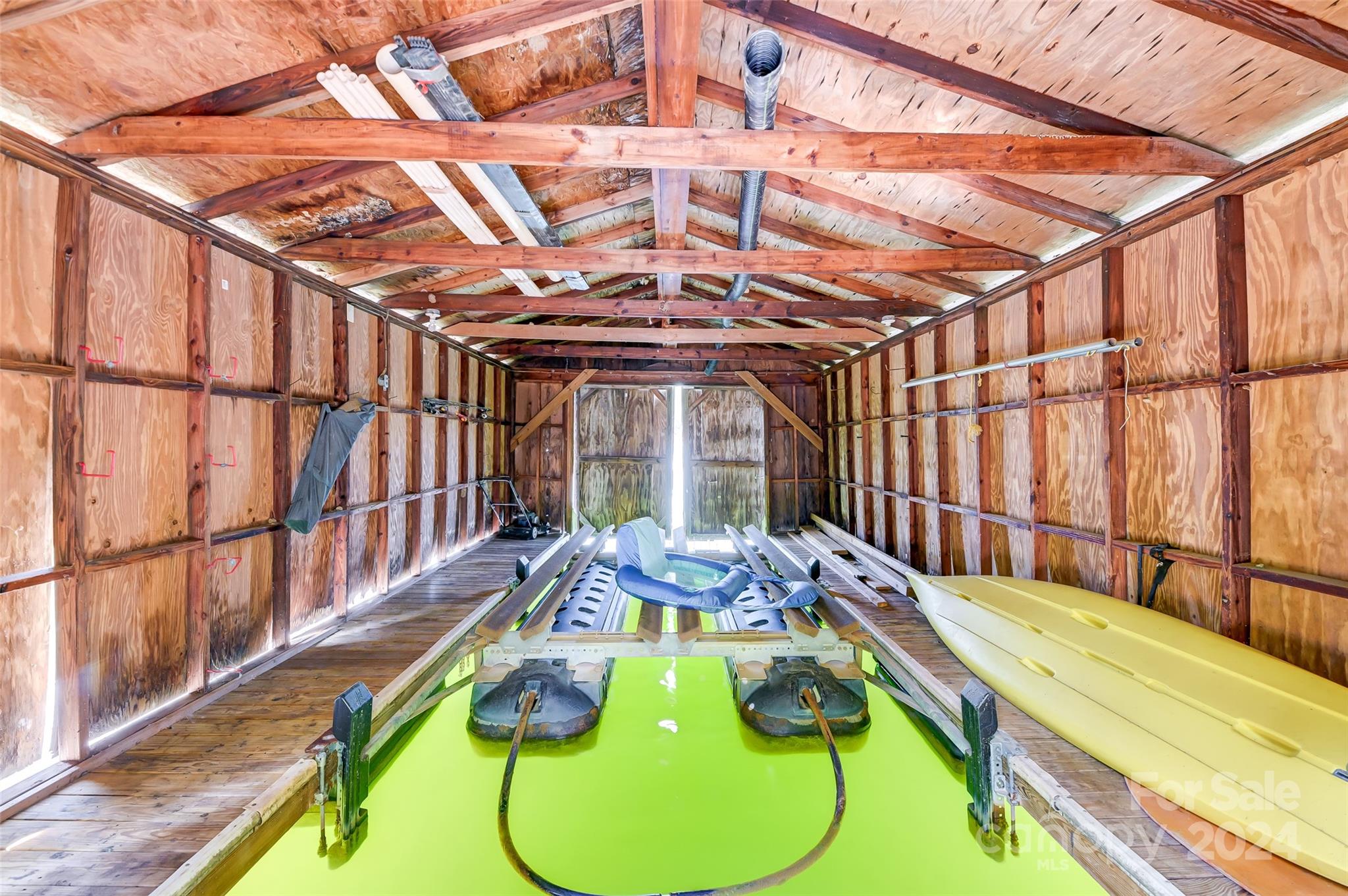 Tega Cay - Residential