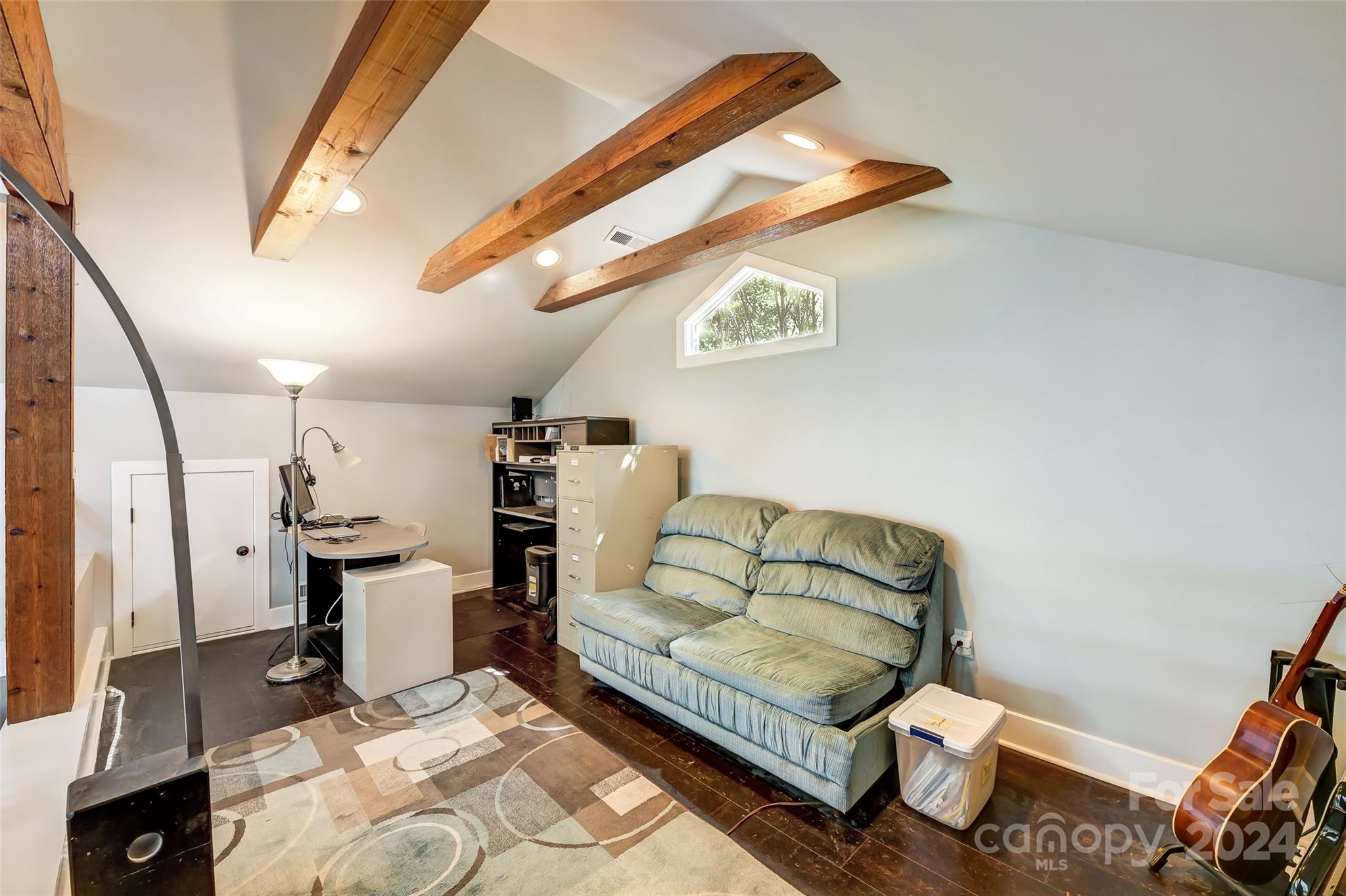 Tega Cay - Residential