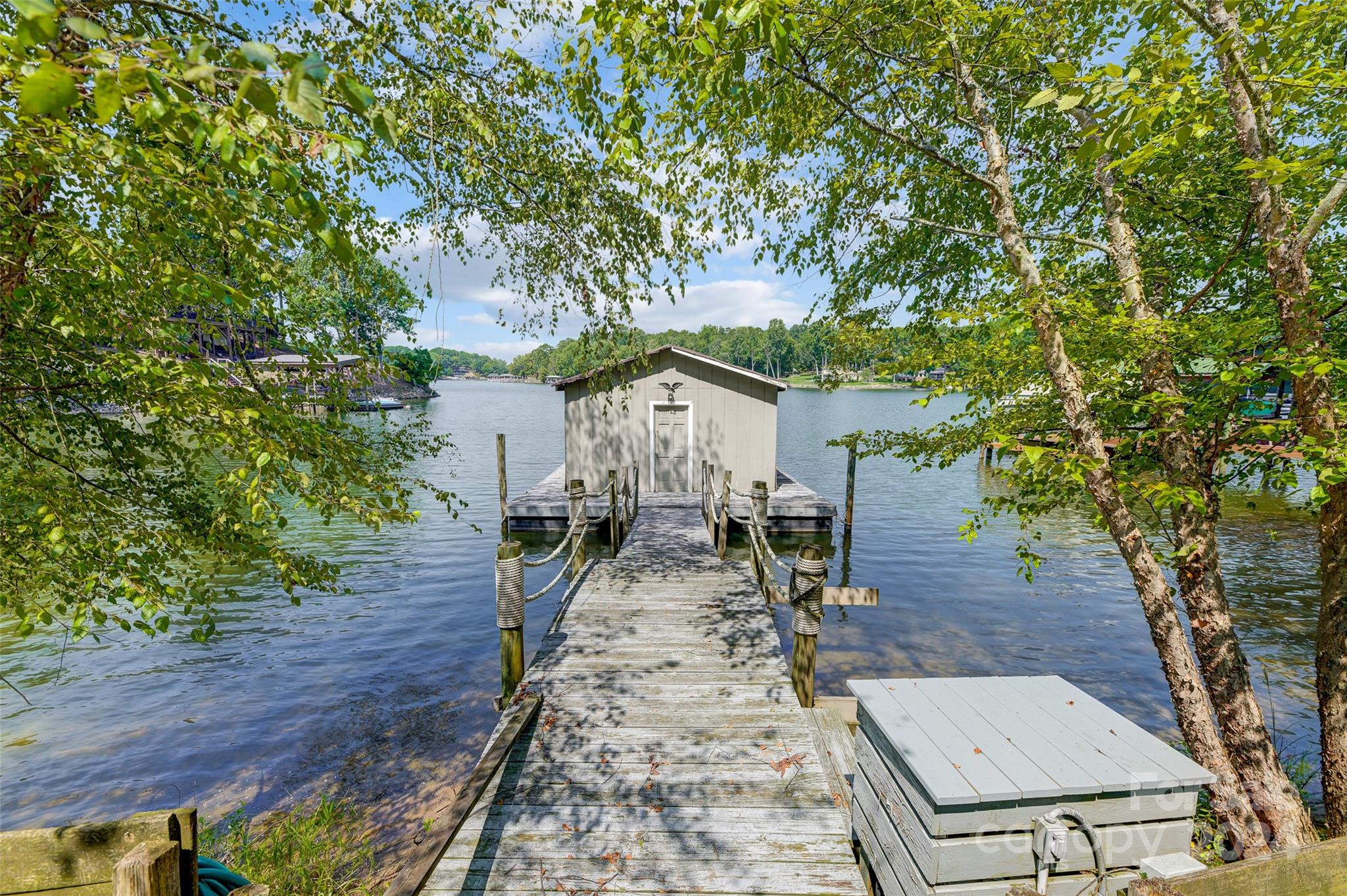 Tega Cay - Residential