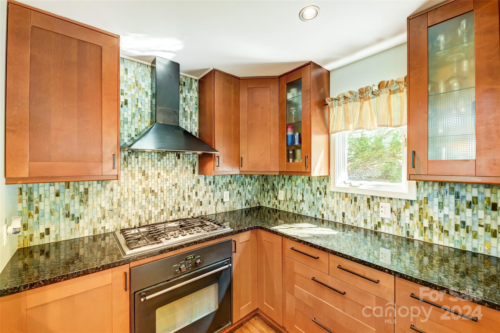 Tega Cay - Residential