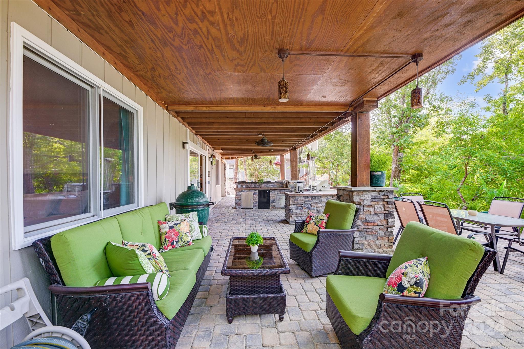 Tega Cay - Residential