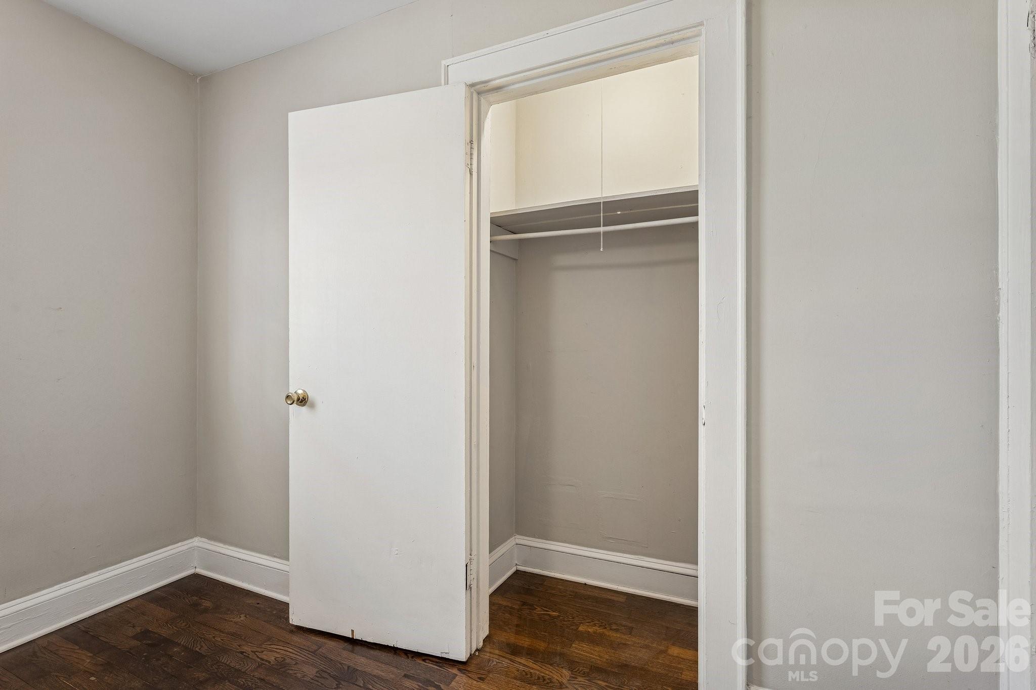 Lake View - Residential