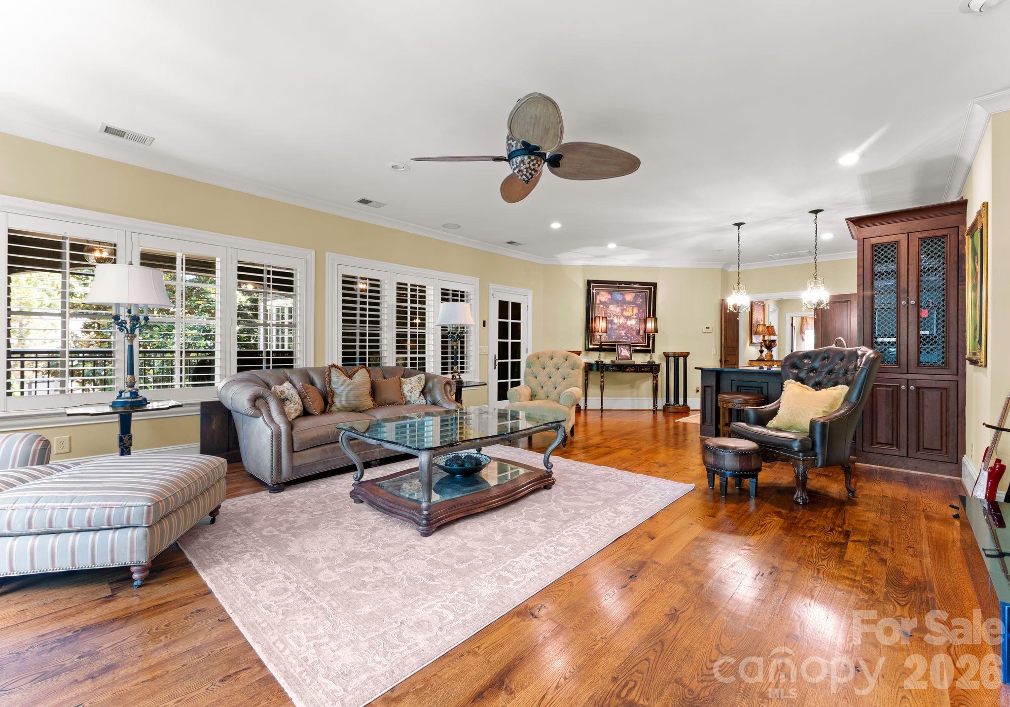 The Palisades - Residential