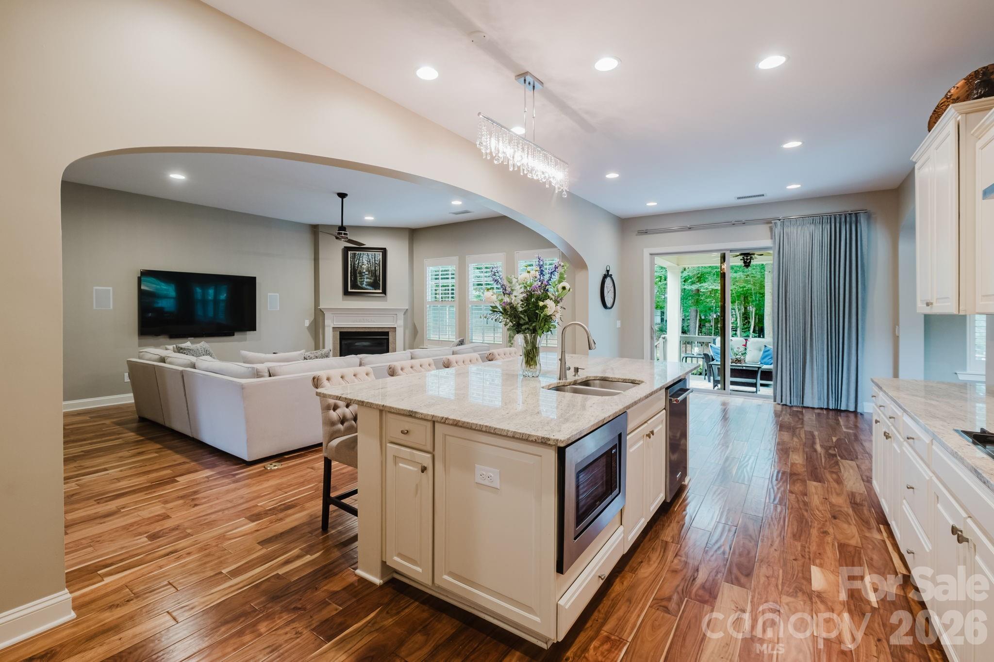 2626 Hamilton Crossings Drive