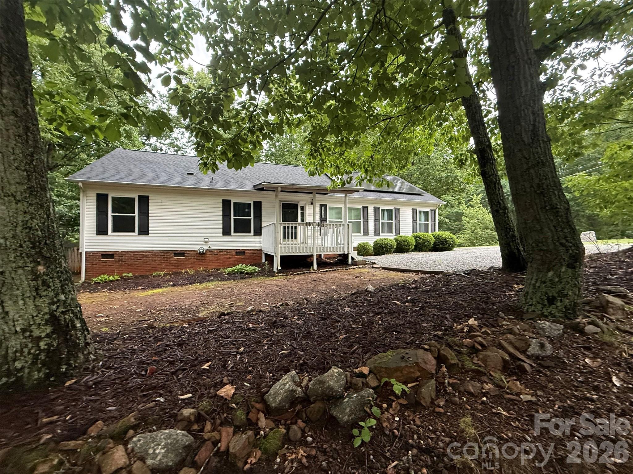 Mount Anderson - Residential
