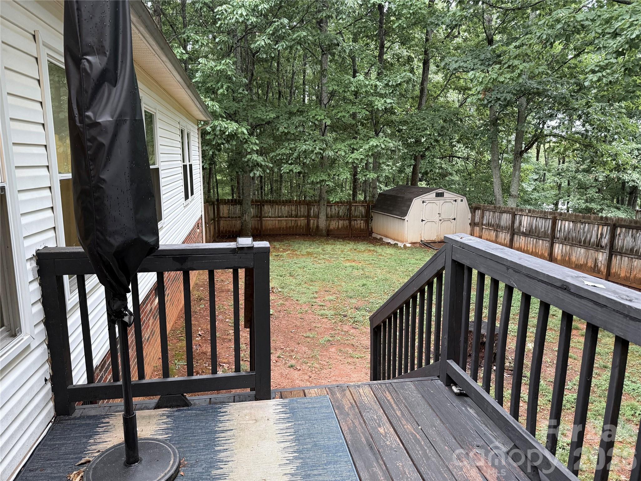 Mount Anderson - Residential