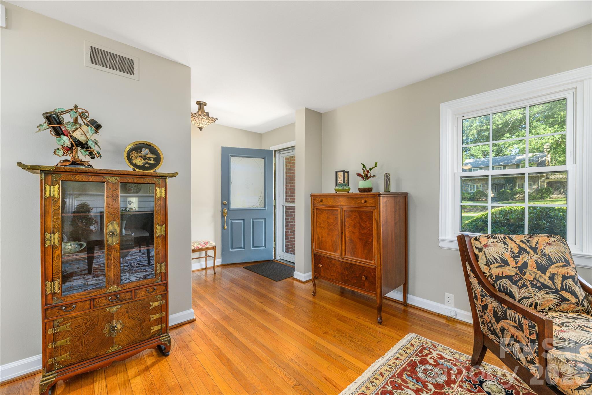 111 Gracelyn Road