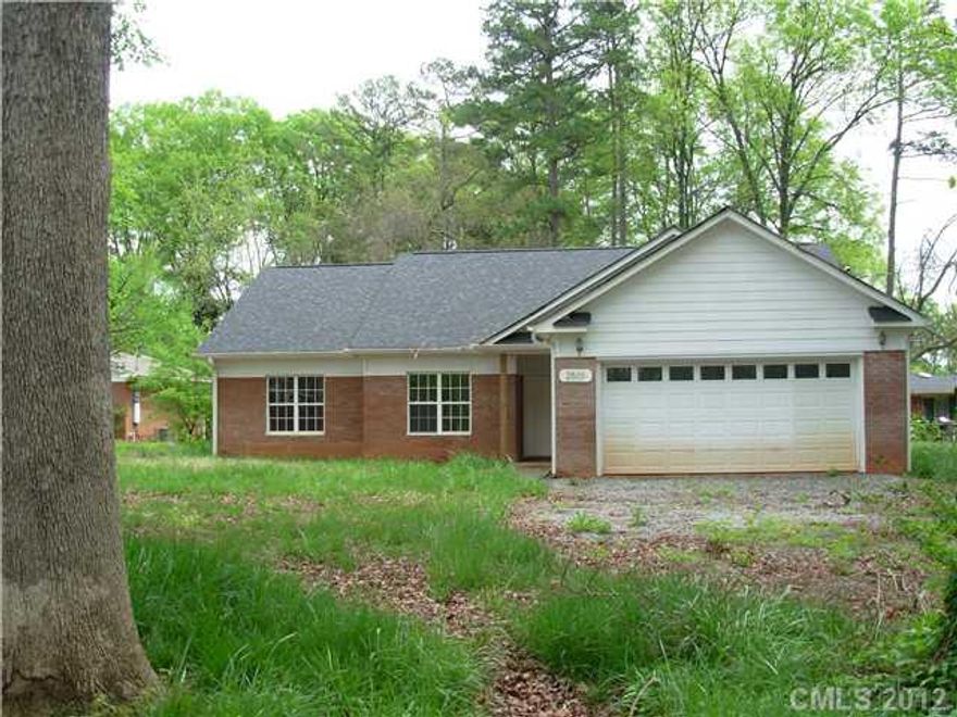 Brand New, Never been lived in!! 3 Bedroom 2 Bath Home on great wooded Lot. Upgraded fixtures. Vaulted Ceilings. Formal Dining Room. Huge Great room with Ceiling Fan. Large Master with Ceiling fan and Trey Ceiling. Master Bath with double sinks separate Shower and Bathtub and large Walk-In closet. Seller will supply Microwave, Dishwasher and Stove before closing.
