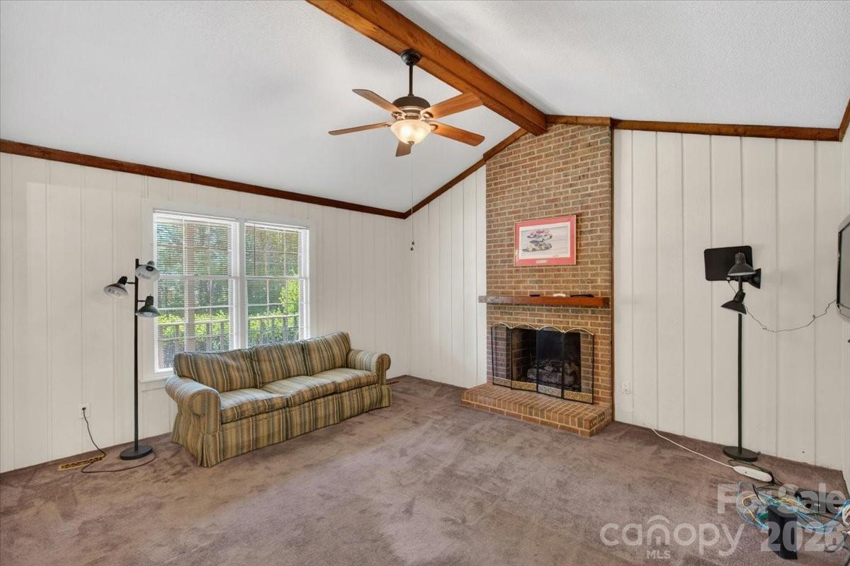 7615 Alexander Road