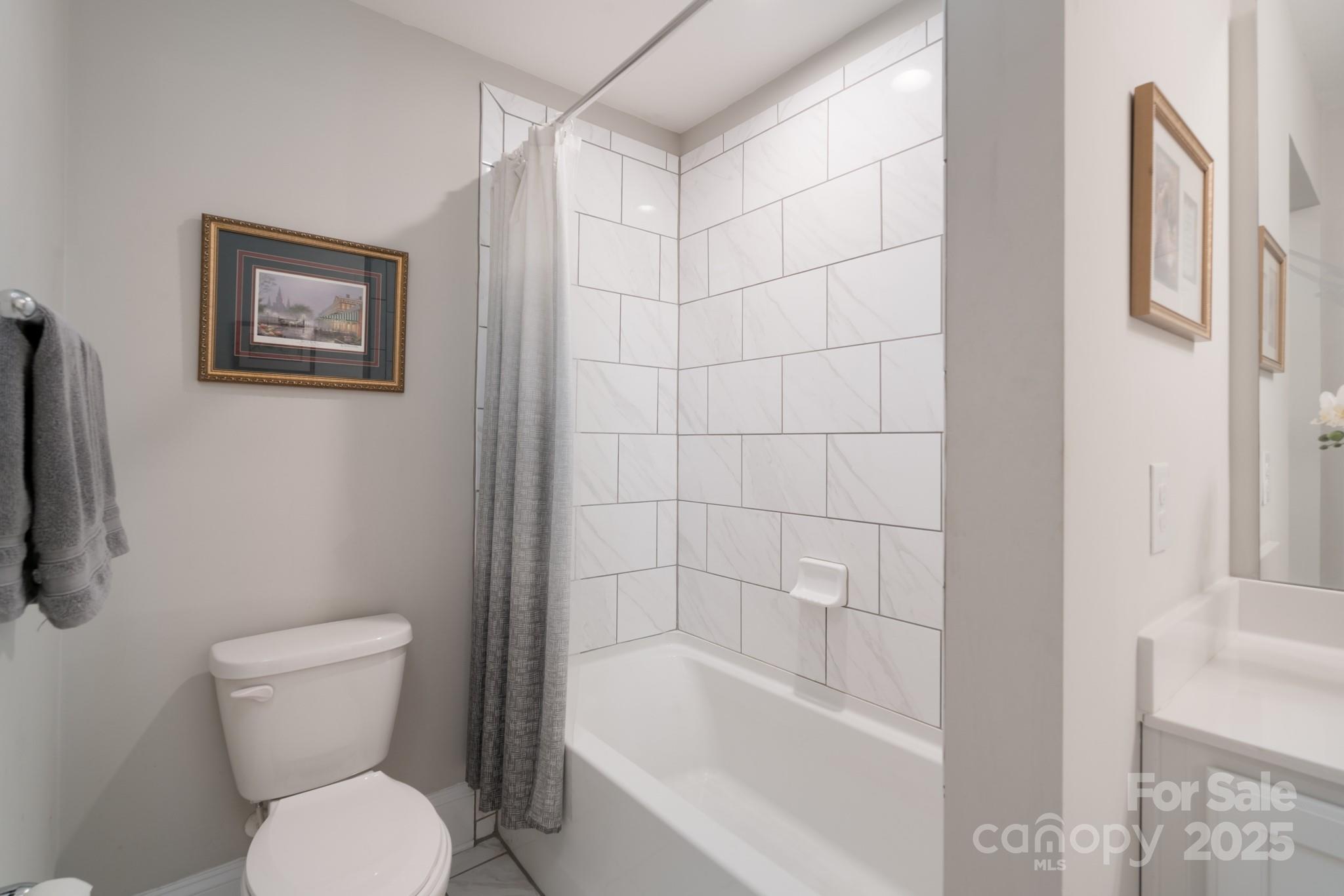 Augusta Place at Laurel Creek - Residential