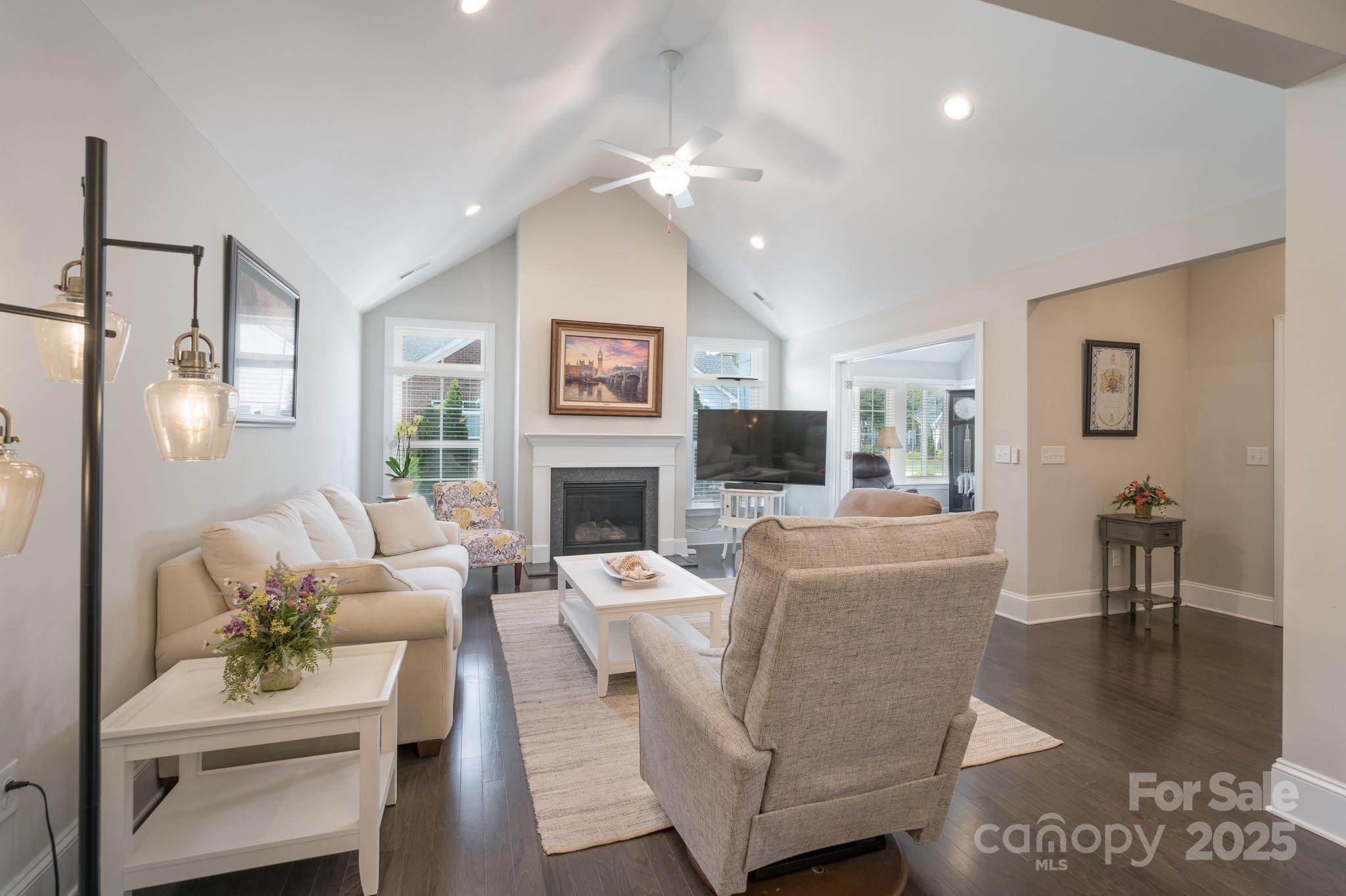 148 Adelaide Way