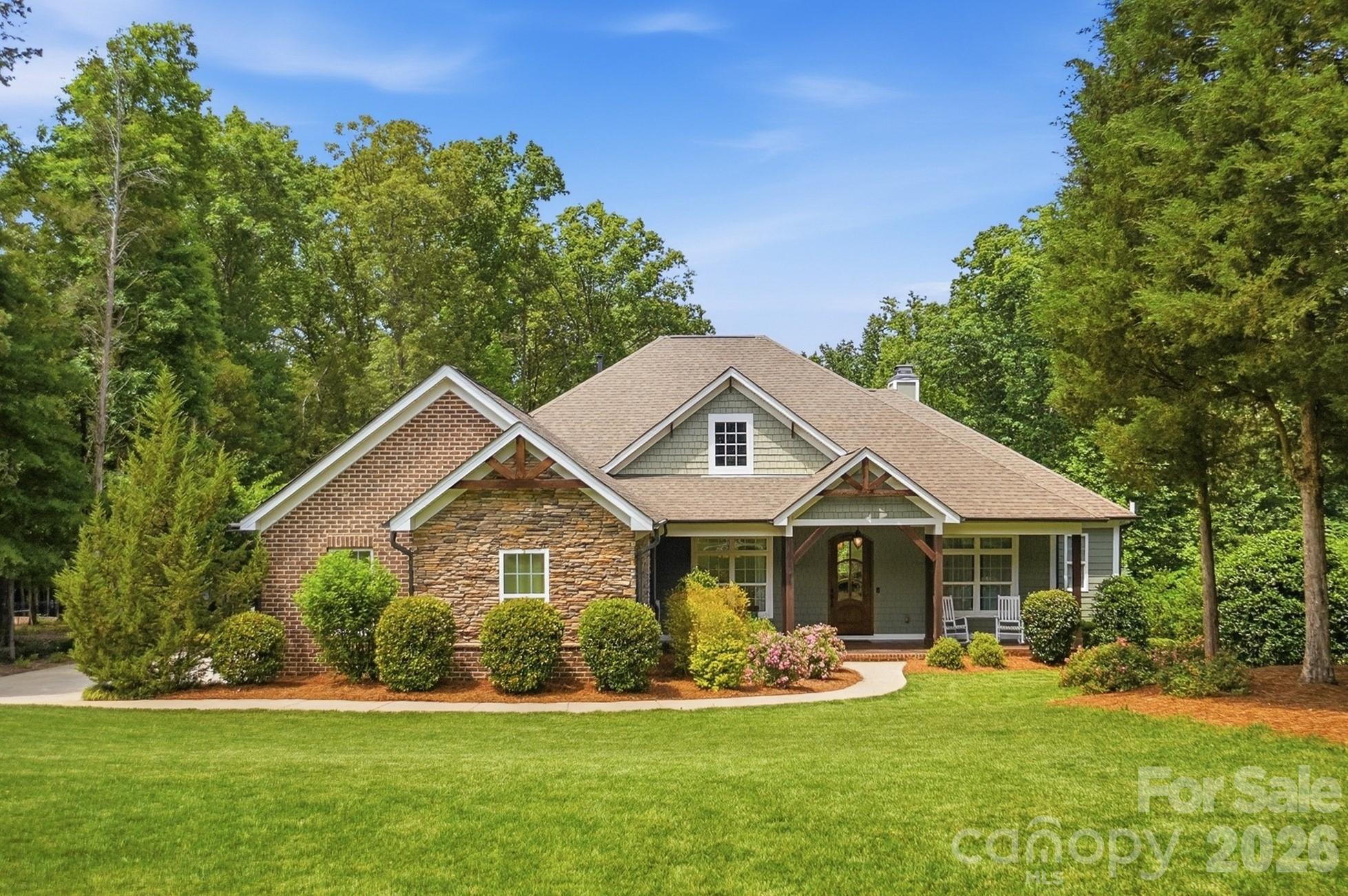 670 Arrow Point Lane