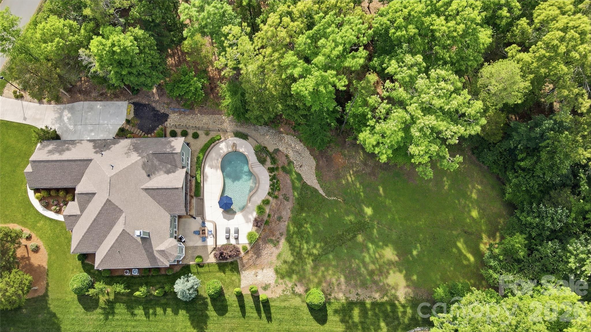 670 Arrow Point Lane