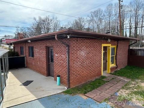 125 S Main Street Rutherfordton NC 28139