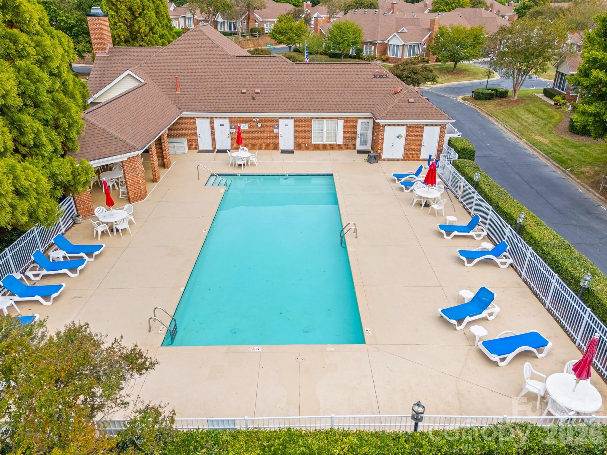 Windsor Oaks - Residential