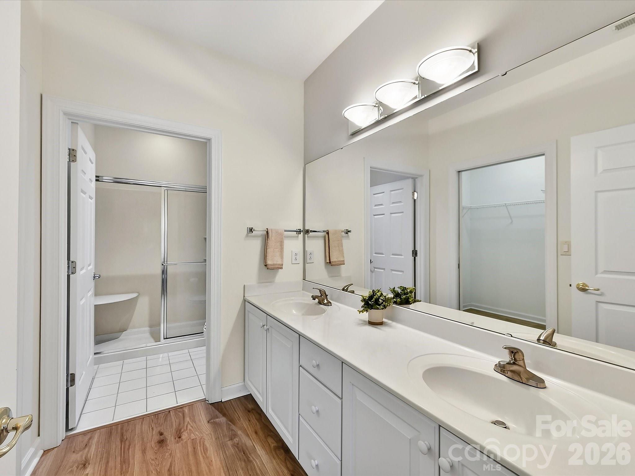 Windsor Oaks - Residential