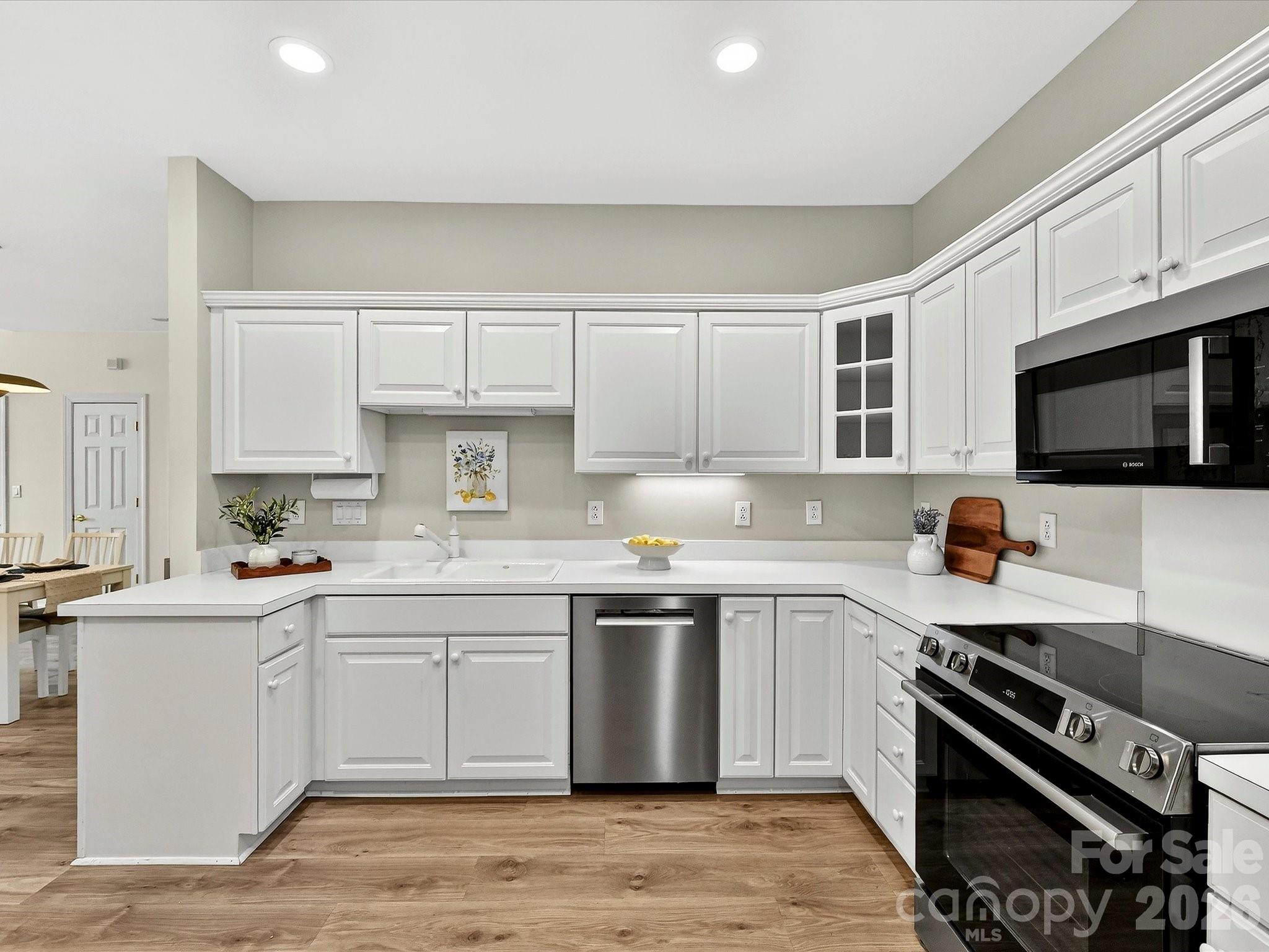 Windsor Oaks - Residential