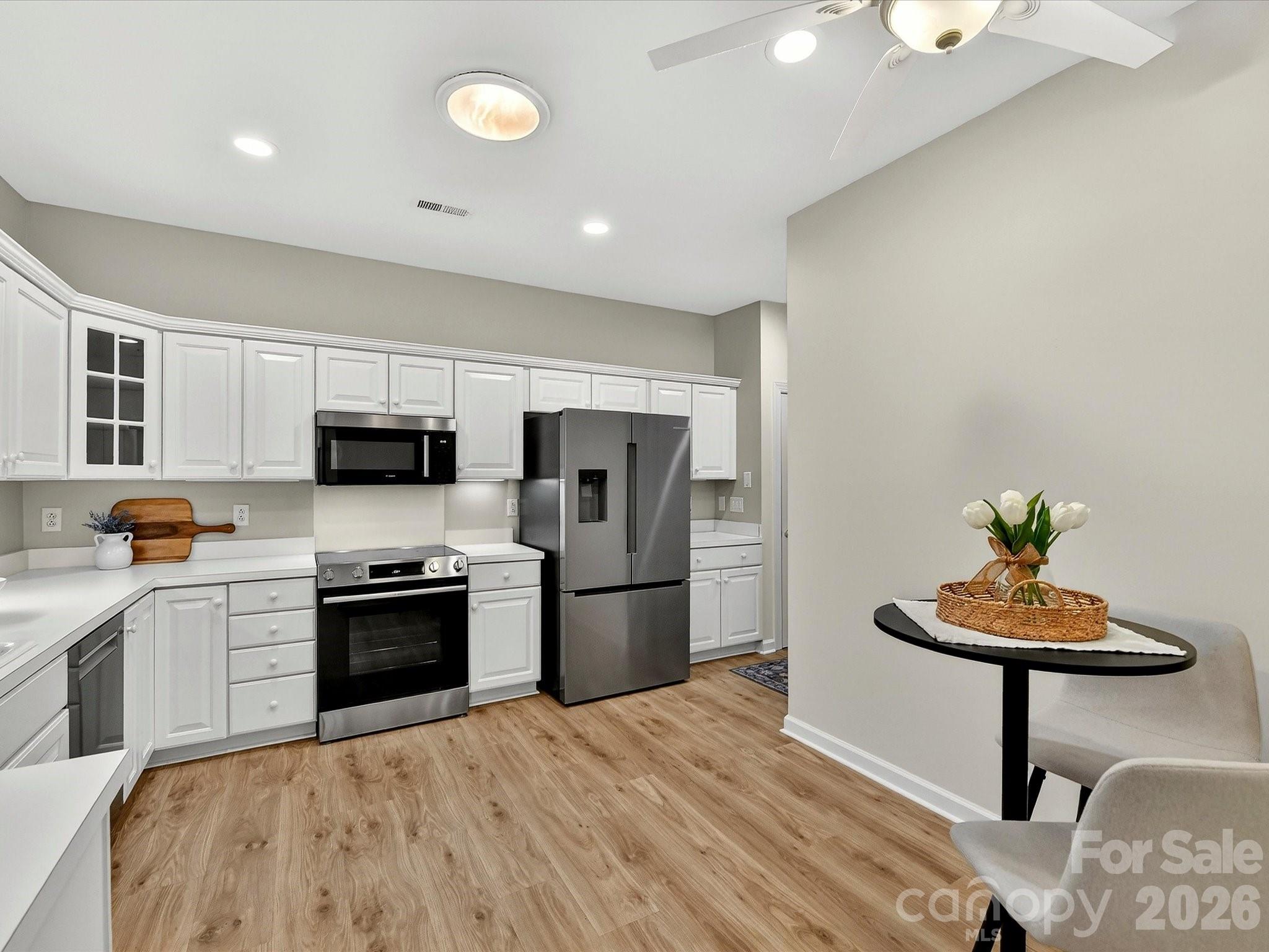 Windsor Oaks - Residential