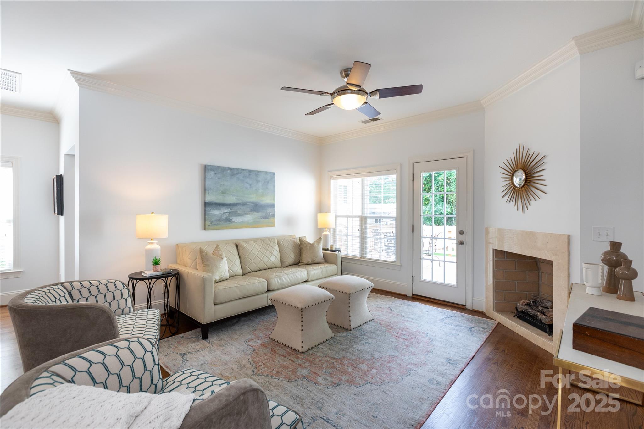 2412 Chesterfield Avenue