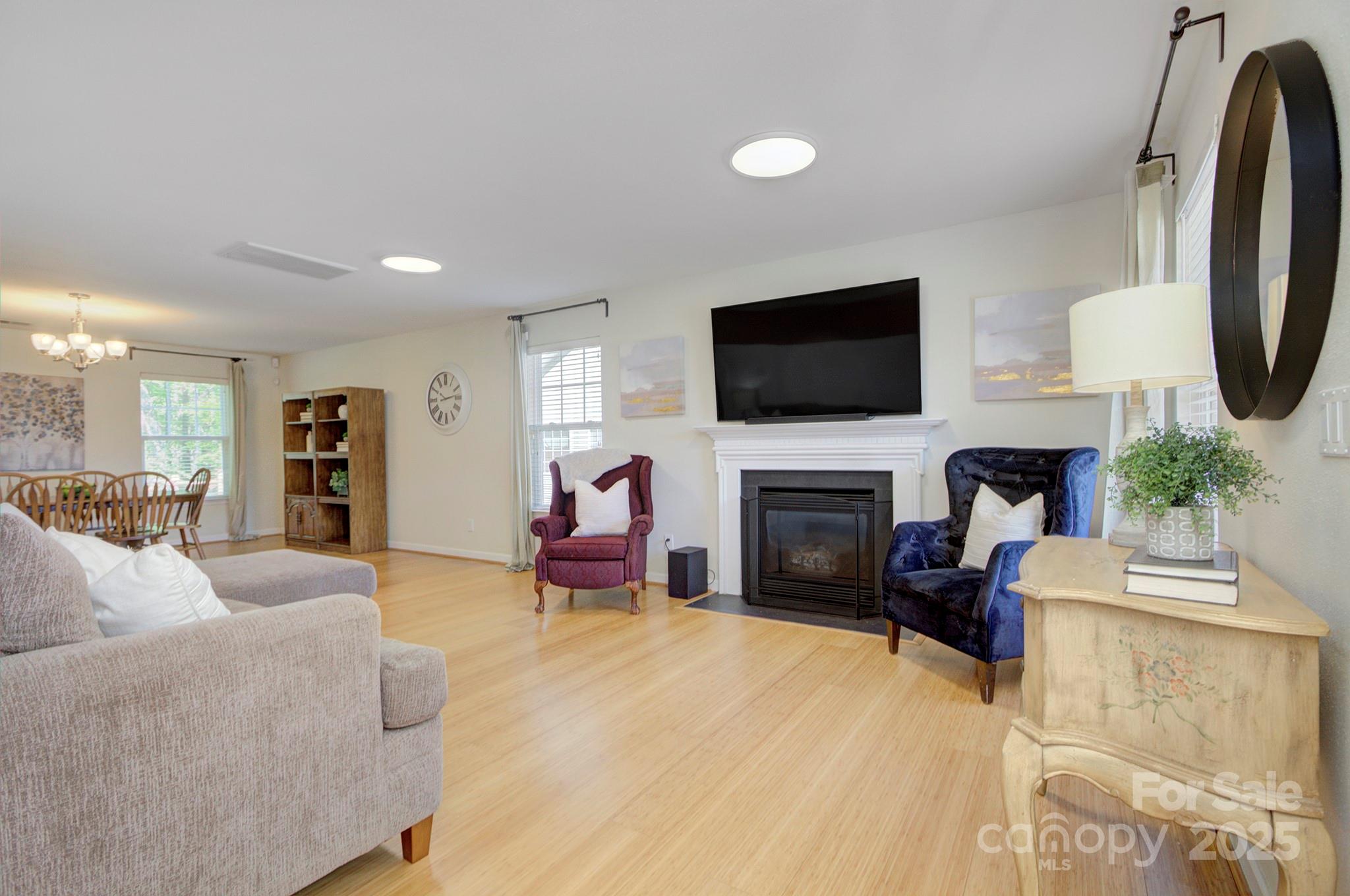 599 Annalinde Lane