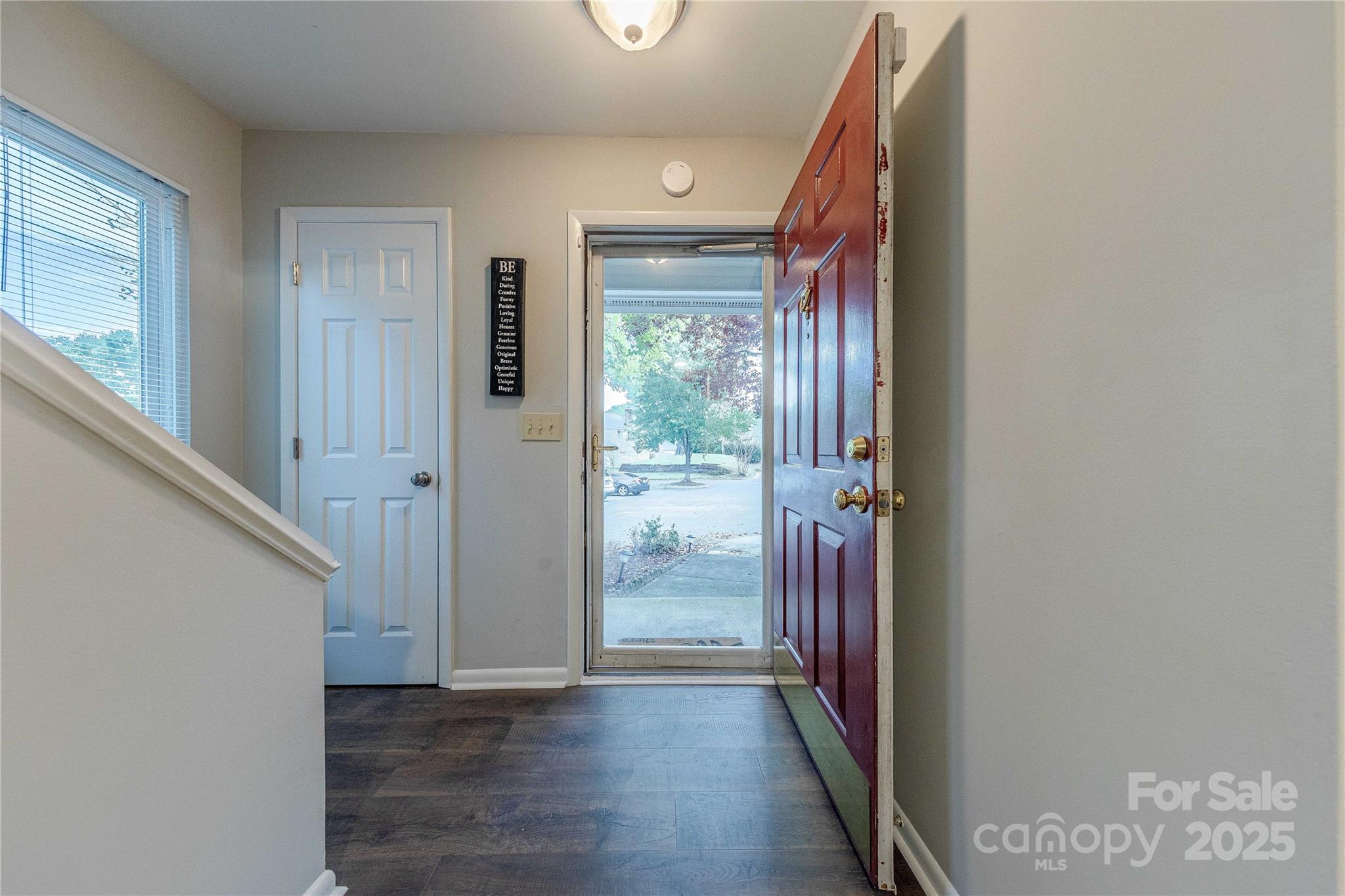 1025 Sardis Cove Drive