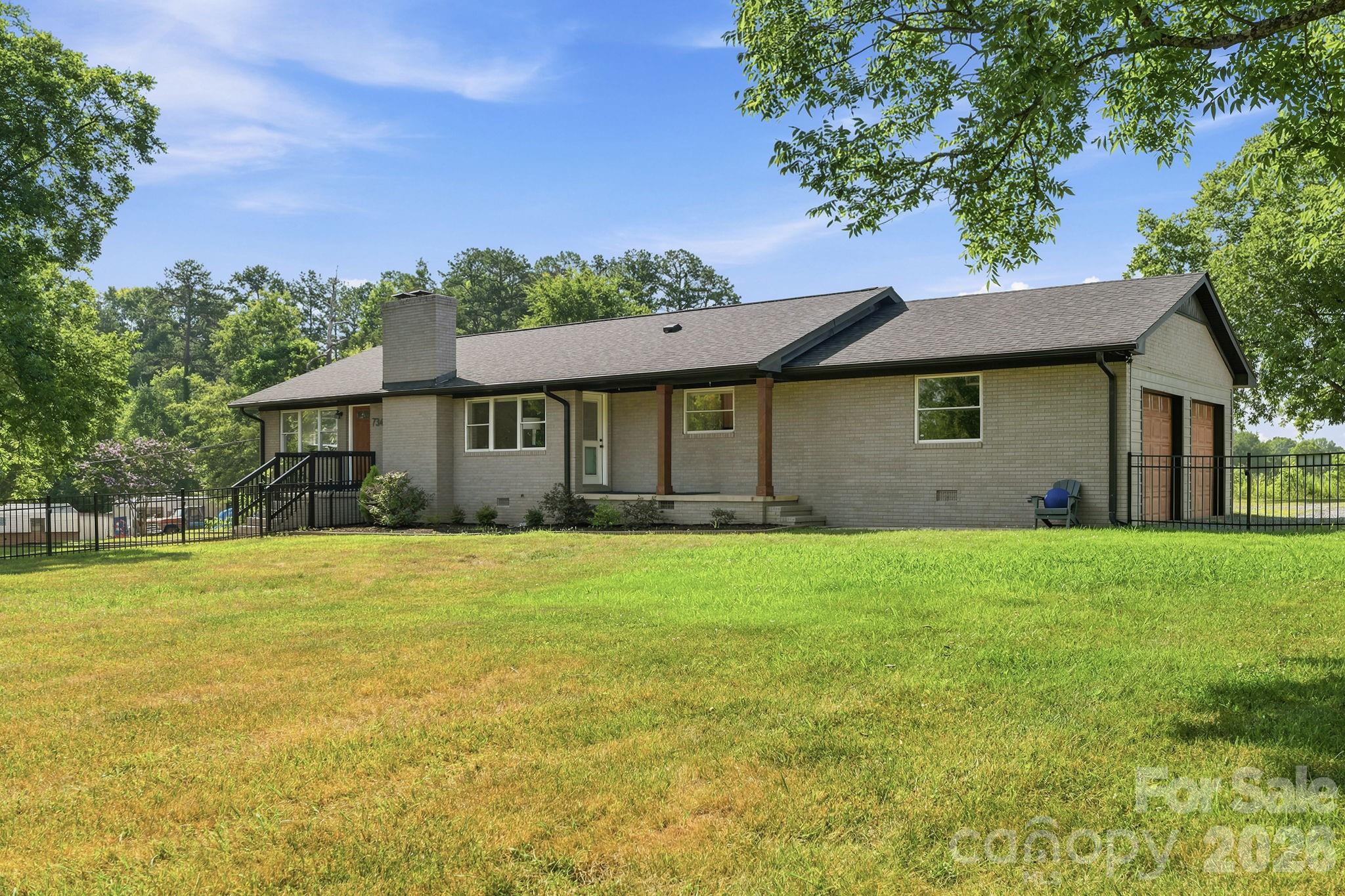 7346 Gold Hill Road