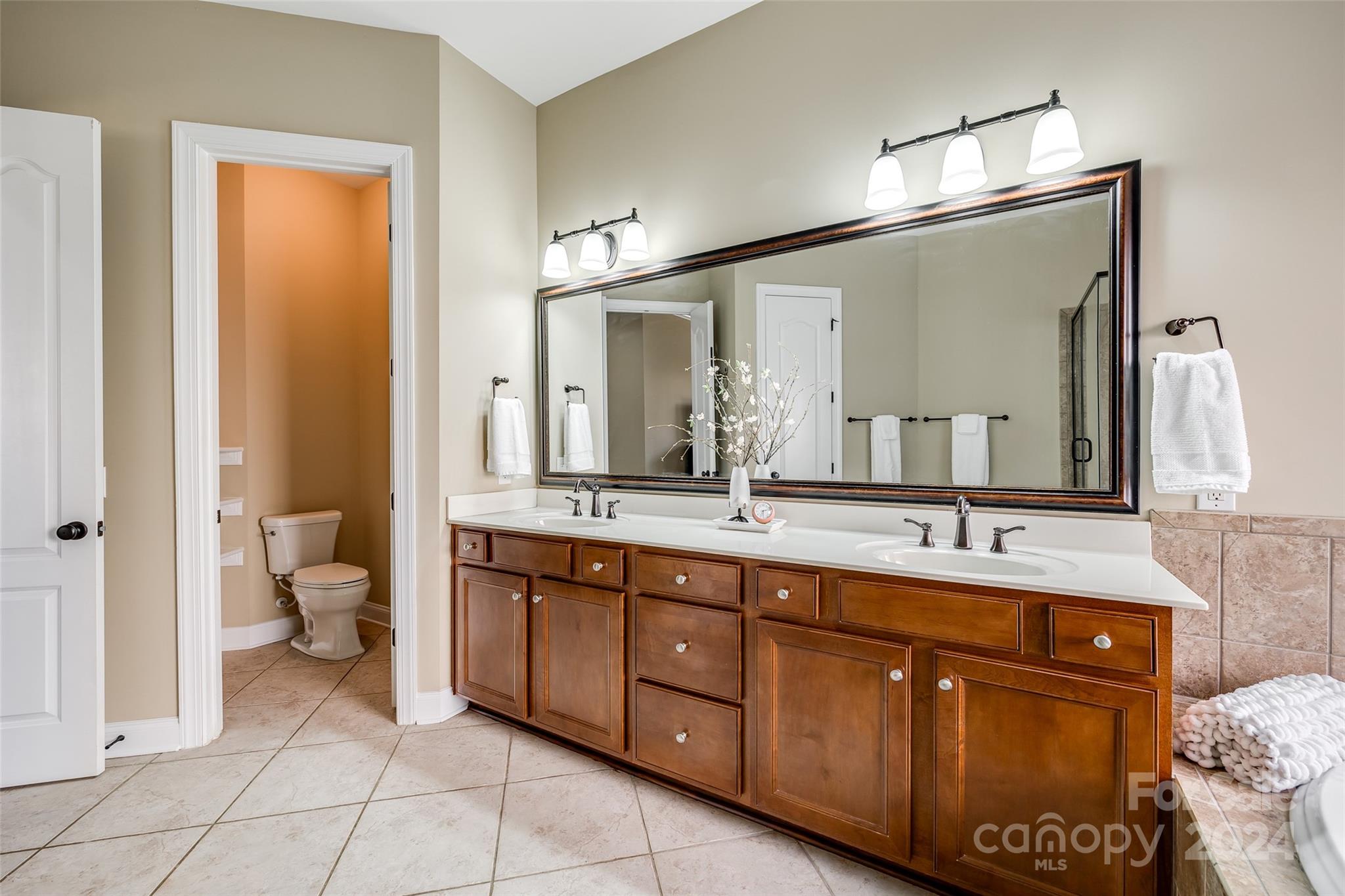 Reserve At Gold Hill - Residential