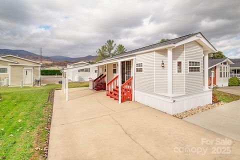 A home in Waynesville
