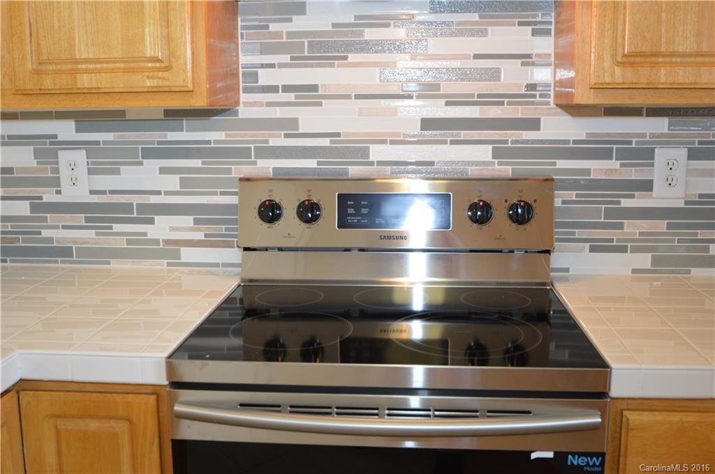 Laurel Woods - Residential