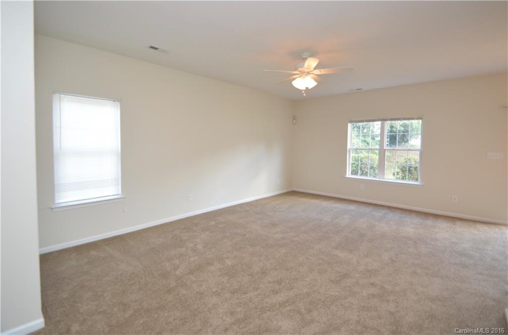 Laurel Woods - Residential