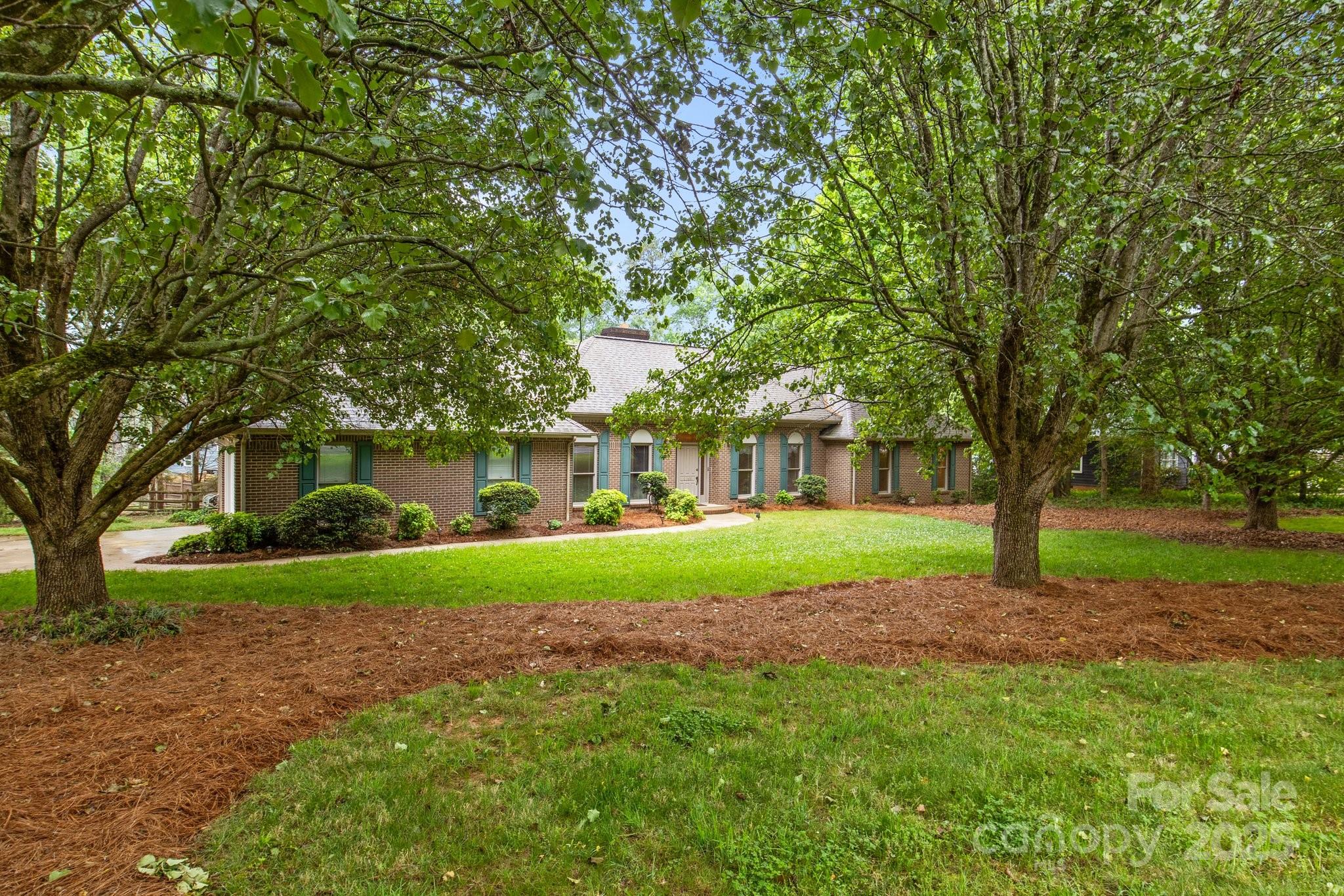 8368 Fairfield Forest Road