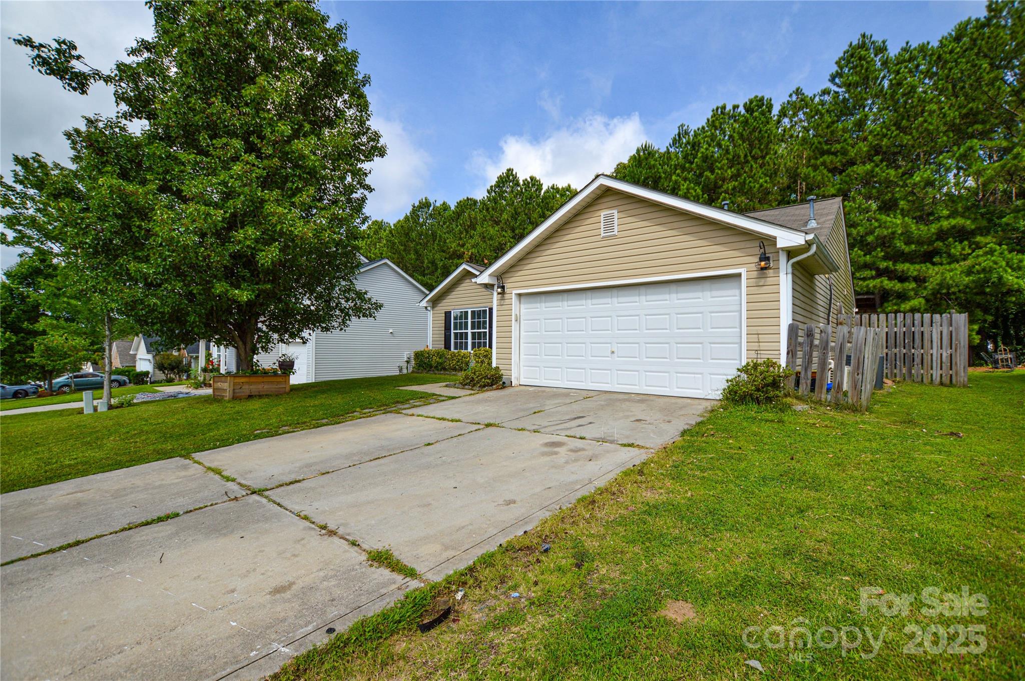 Holly Hill - Residential