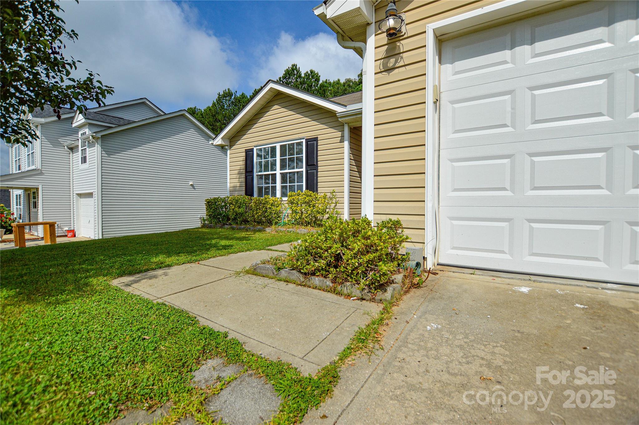 Holly Hill - Residential