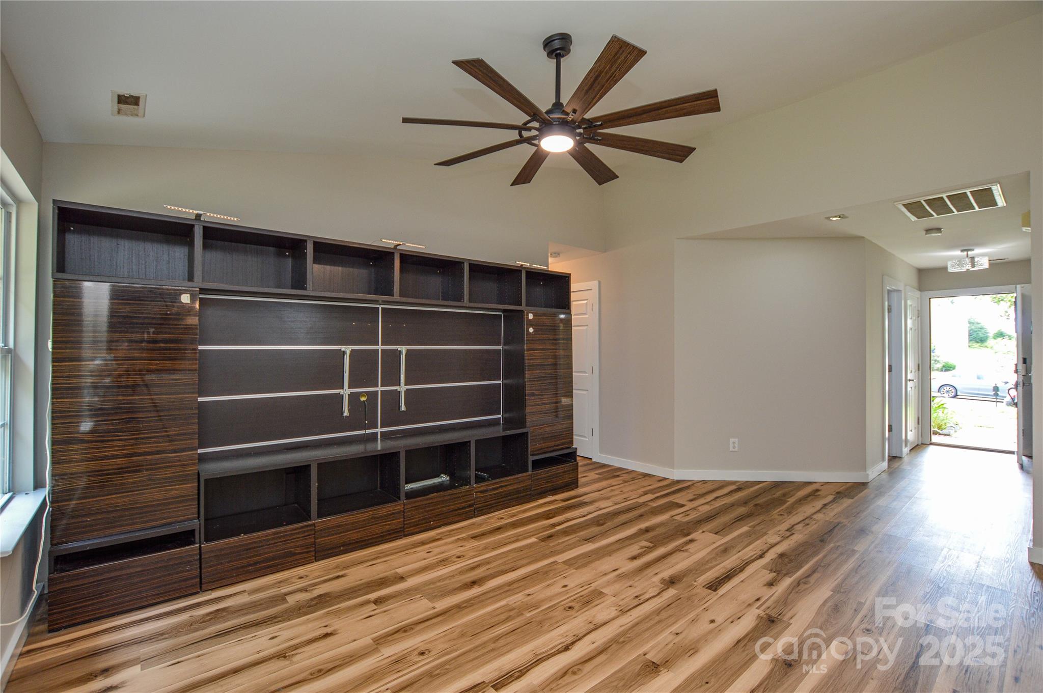 Holly Hill - Residential