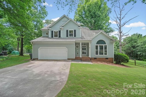 Photo of 9924 Raddington Lane, Charlotte, NC 28269 (MLS # 4398259)