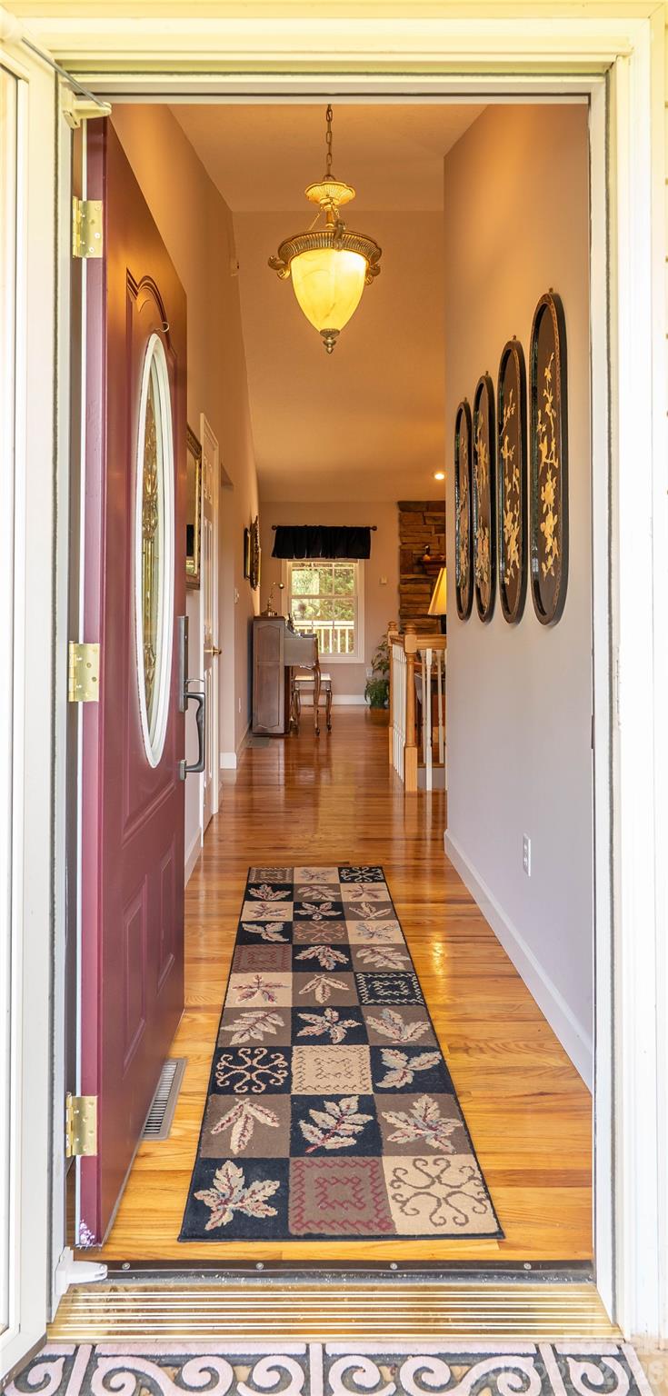 506 Brook Knoll Circle