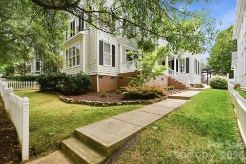 Photo for 716 Shady Grove Crossing