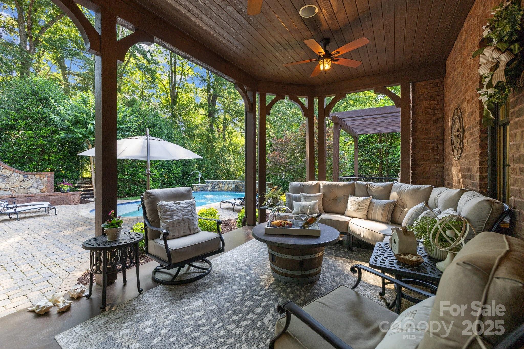 Chatelaine - Residential