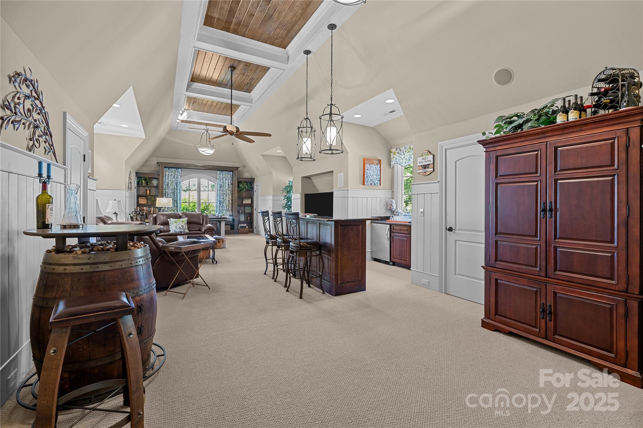 Chatelaine - Residential