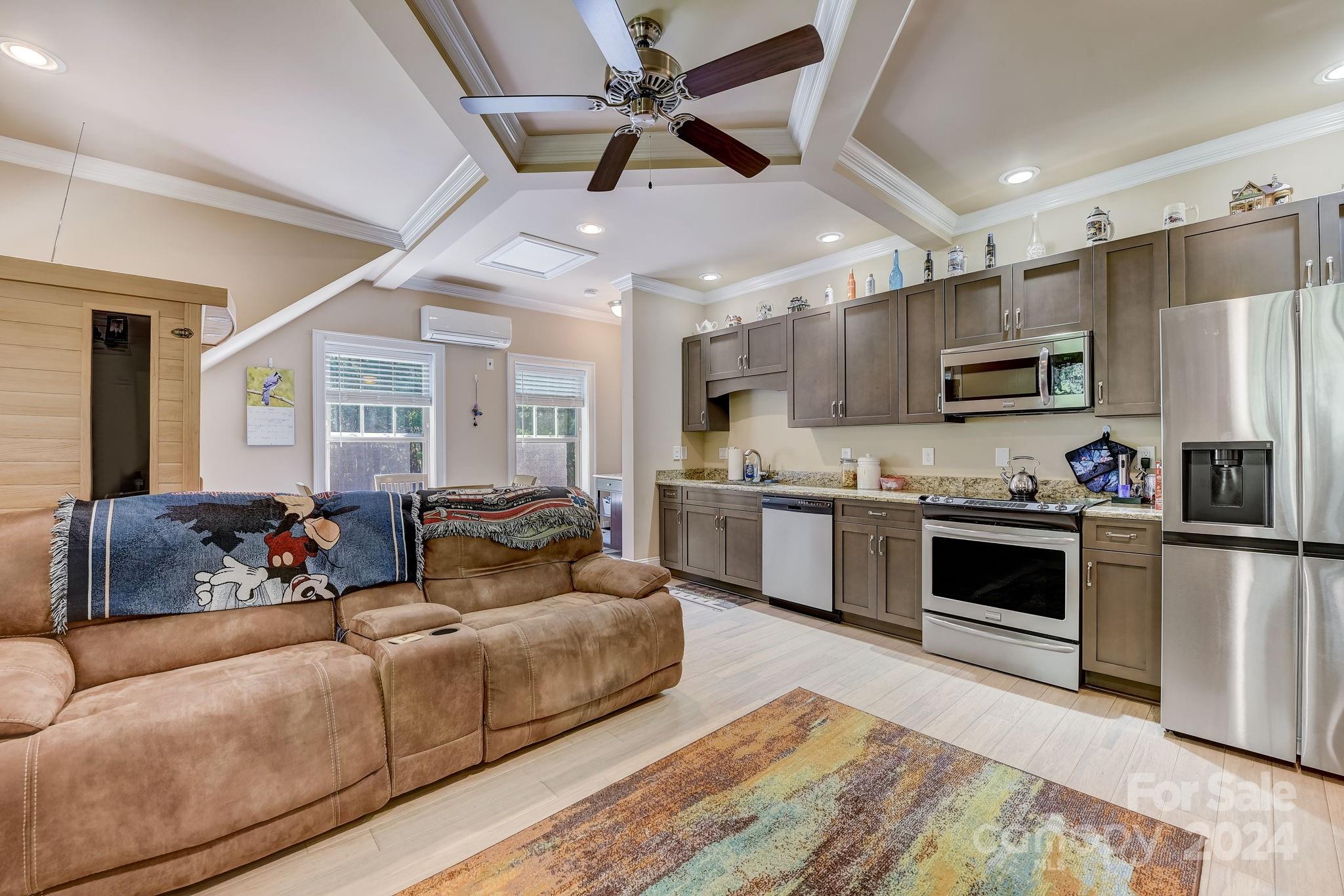 Palm Tree Cove - Residential