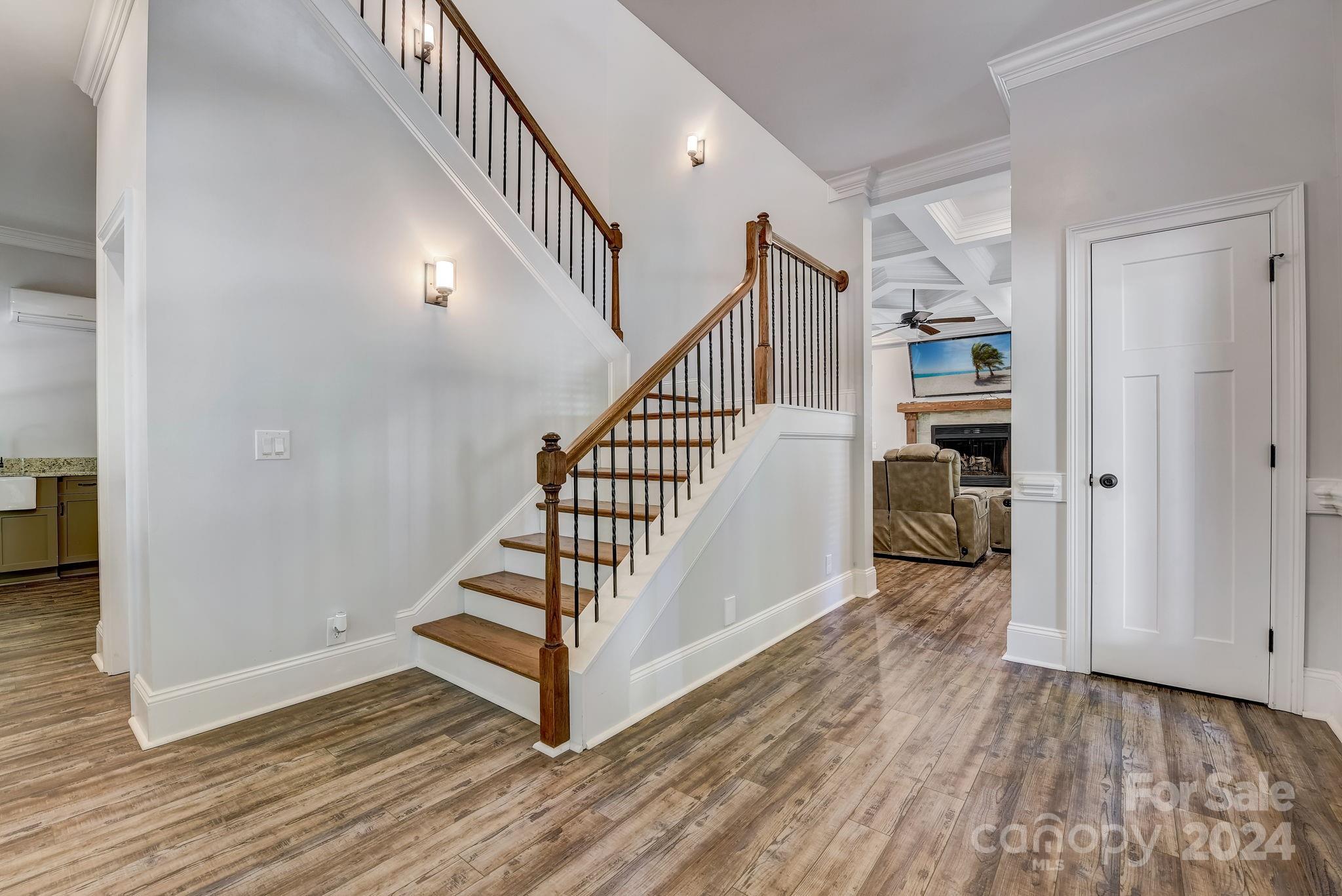 Palm Tree Cove - Residential