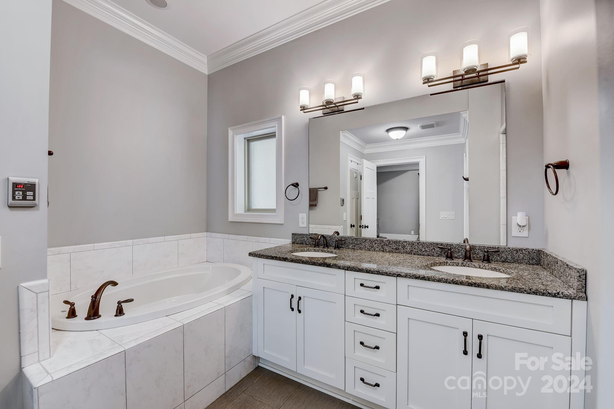 Palm Tree Cove - Residential