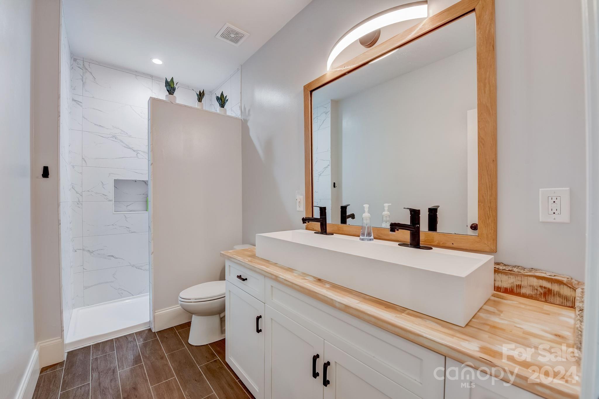 Palm Tree Cove - Residential