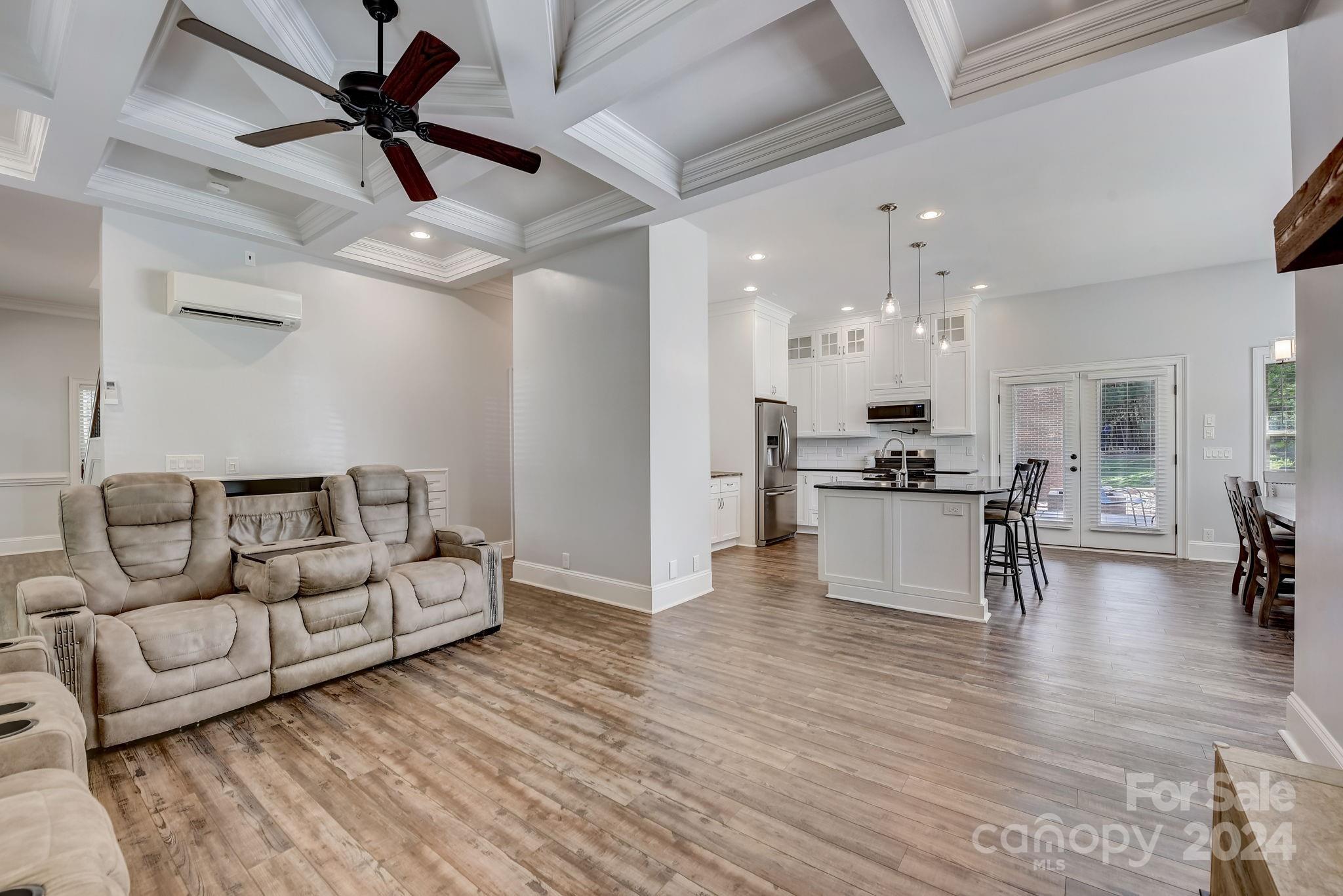 Palm Tree Cove - Residential