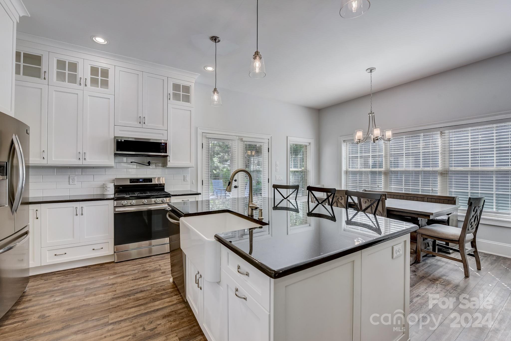 Palm Tree Cove - Residential